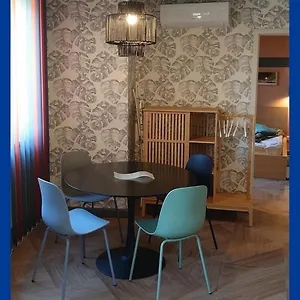  Apartman Blonde River Mora Magyarország